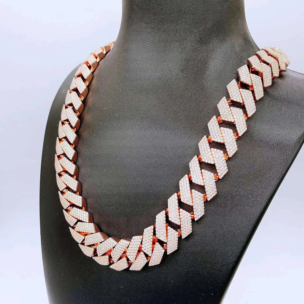 Iced Out VVS Moissanite Diamond Silver Cuban Link Chain