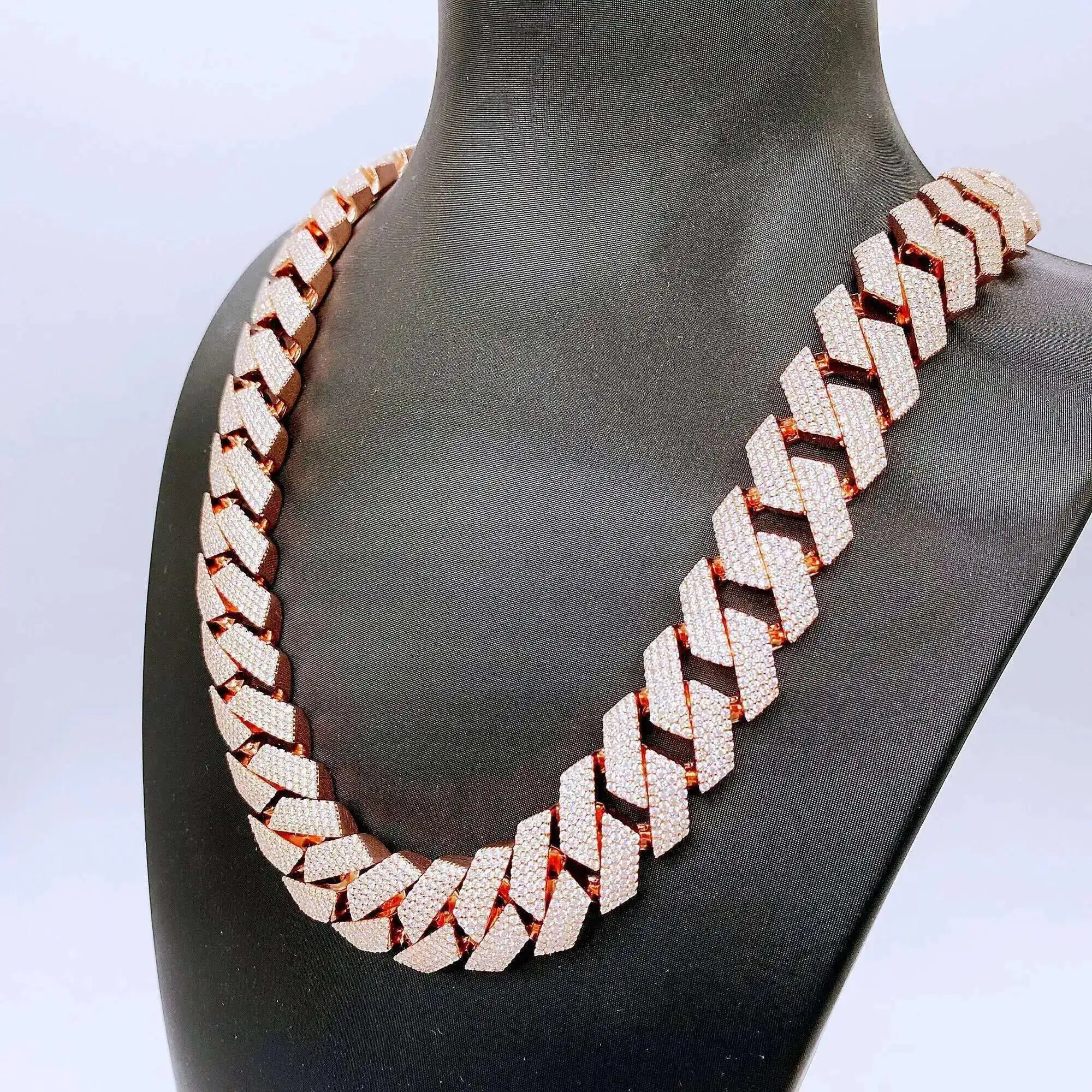 Iced Out VVS Moissanite Diamond Silver Cuban Link Chain