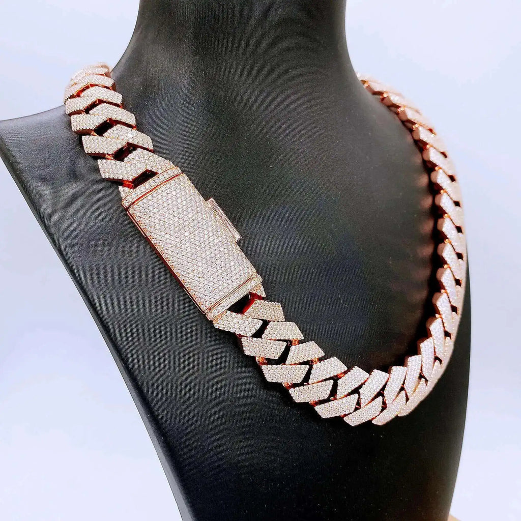 Iced Out VVS Moissanite Diamond Silver Cuban Link Chain